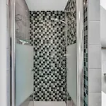 Apartman Haus Am Seeufer Mit Badestelle In 200m, Grosse Sonnenterrasse, Umzaeunter Garten, Hunde Willkommen *