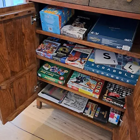 아파트 Haus Am Seeufer Mit Badestelle In 200m, Grosse Sonnenterrasse, Umzaeunter Garten, Hunde Willkommen