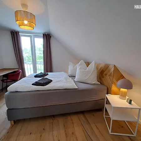 Haus Am Seeufer Mit Badestelle In 200m, Grosse Sonnenterrasse, Umzaeunter Garten, Hunde Willkommen Appartement Rheinsberg