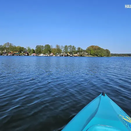 Haus Am Seeufer Mit Badestelle In 200m, Grosse Sonnenterrasse, Umzaeunter Garten, Hunde Willkommen 아파트