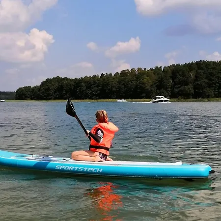 Haus Am Seeufer Mit Badestelle In 200m, Grosse Sonnenterrasse, Umzaeunter Garten, Hunde Willkommen Rheinsberg