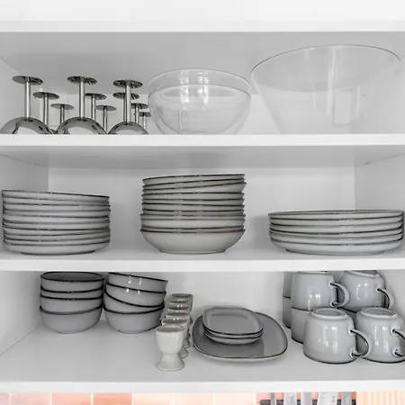 Appartement Haus Am Seeufer Mit Badestelle In 200m, Grosse Sonnenterrasse, Umzaeunter Garten, Hunde Willkommen *