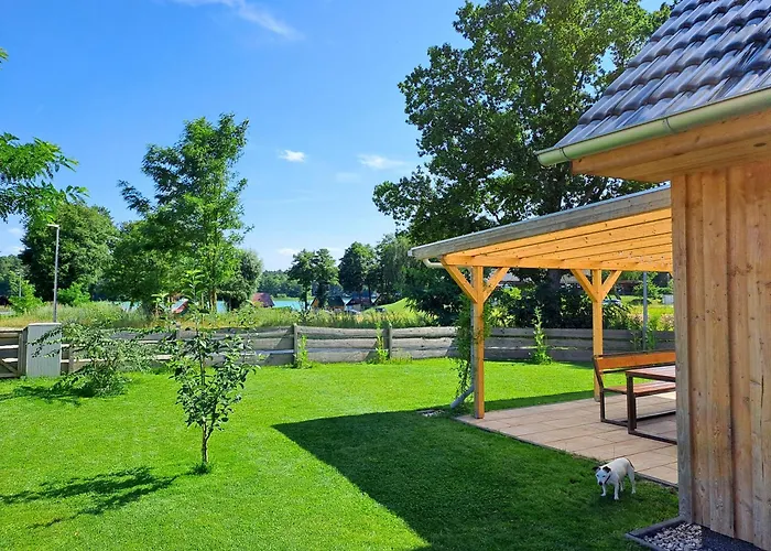 شقة Haus Am Seeufer Mit Badestelle In 200m, Grosse Sonnenterrasse, Umzaeunter Garten, Hunde Willkommen *