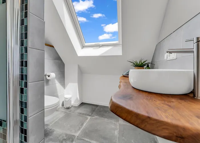 شقة Haus Am Seeufer Mit Badestelle In 200m, Grosse Sonnenterrasse, Umzaeunter Garten, Hunde Willkommen راينزبرج