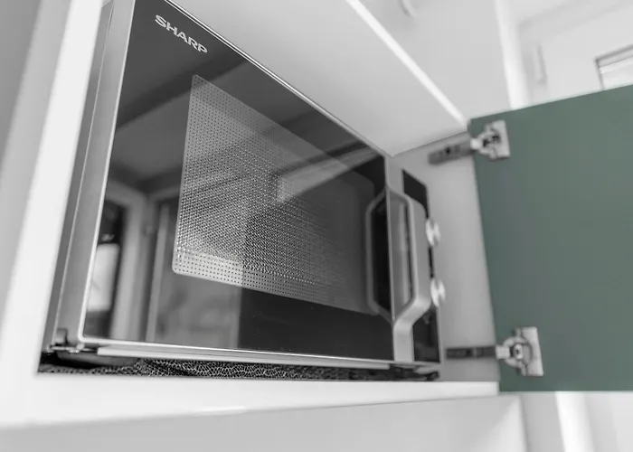 アパート Haus Am Seeufer Mit Badestelle In 200m, Grosse Sonnenterrasse, Umzaeunter Garten, Hunde Willkommen *